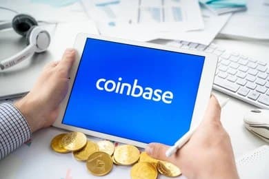 Coinbase recibe mejora en calificación: ¿Qué significa para el mercado?
