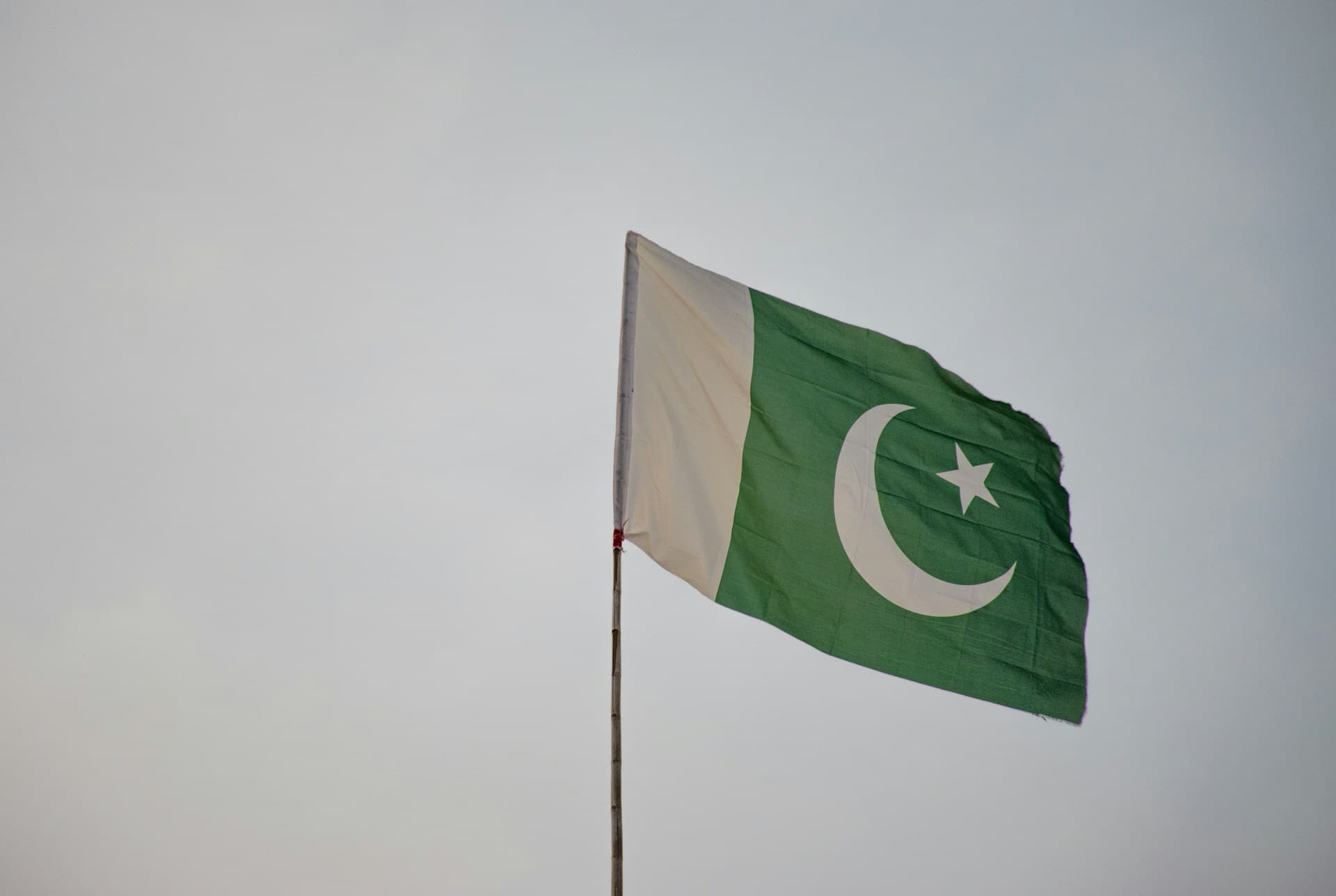 Pakistán explora pagos con stablecoin USD1 en alianza con WLFI