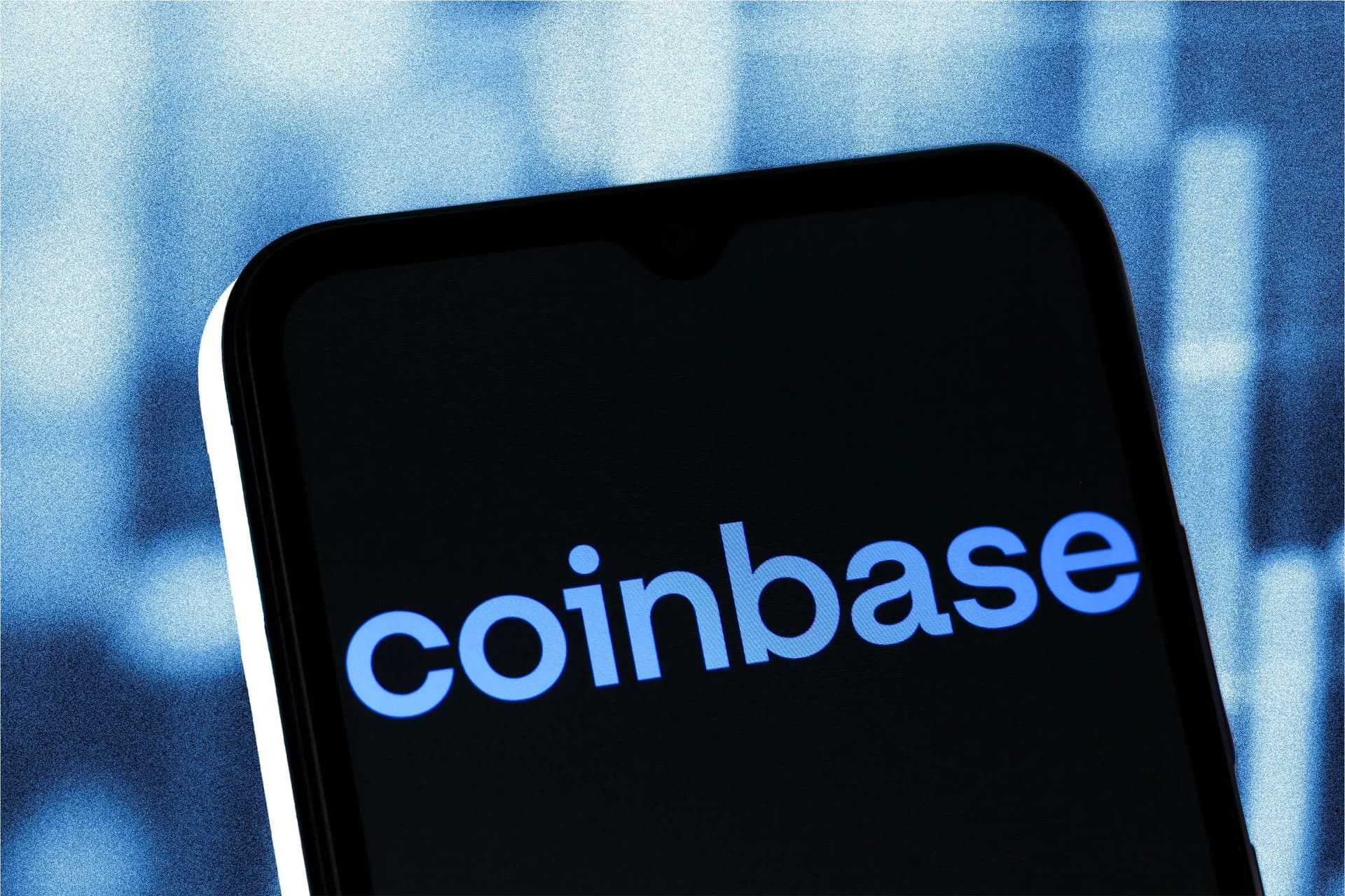 Reguladores del Reino Unido frenan campaña publicitaria de Coinbase