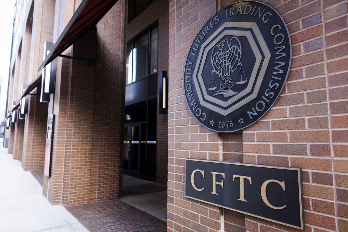 CFTC reconoce stablecoins de bancos fiduciarios como garantía