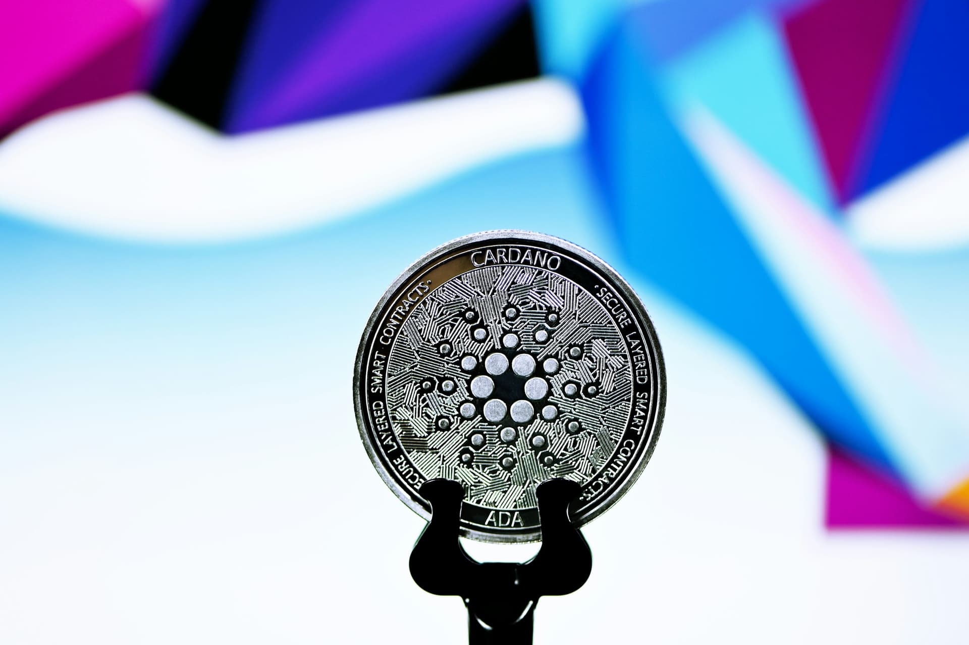 Caída de ADA: ¿Por qué se desploma el Open Interest de Cardano?