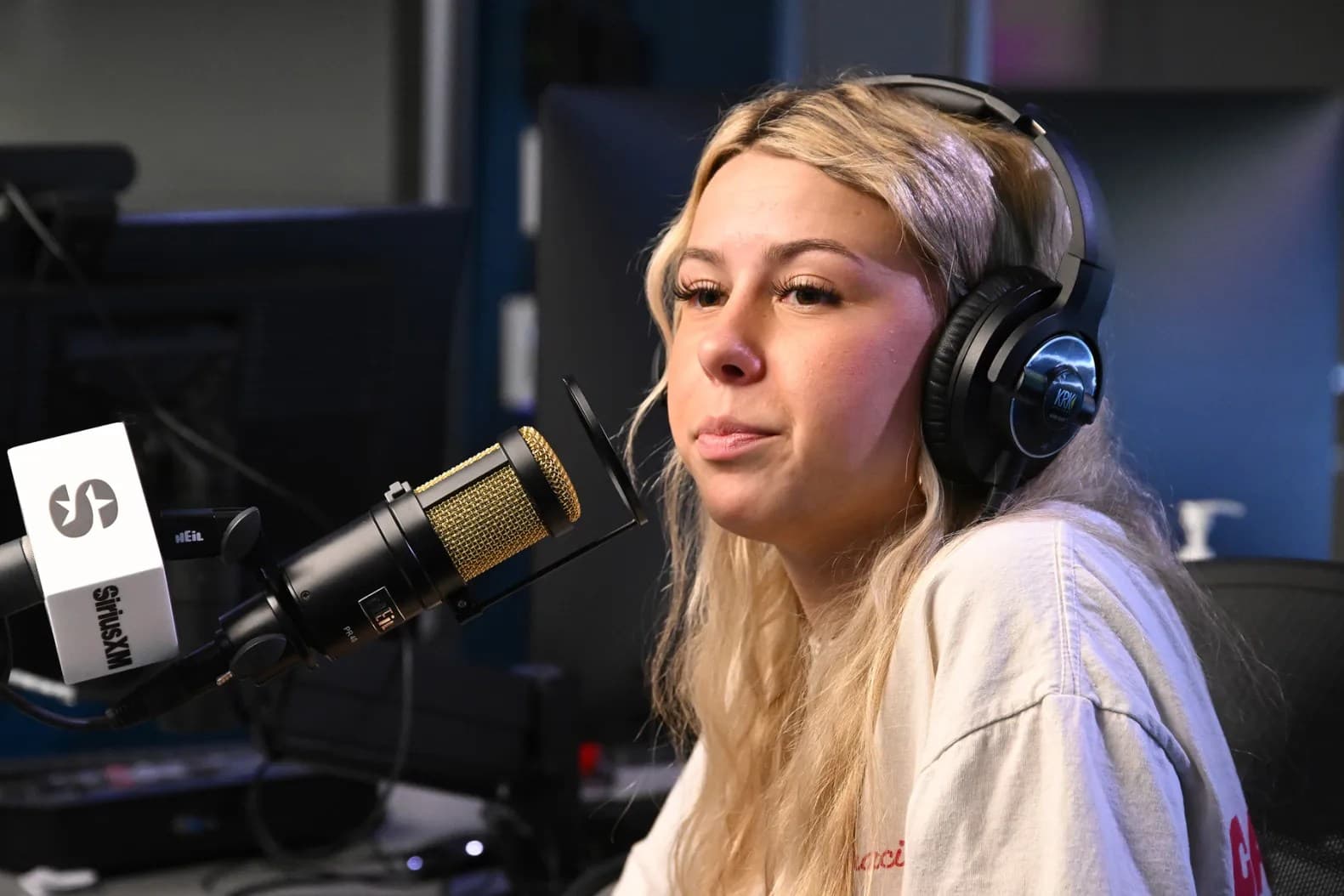 Influencer cripto pierde $200.000 en colapso de memecoin HAWK