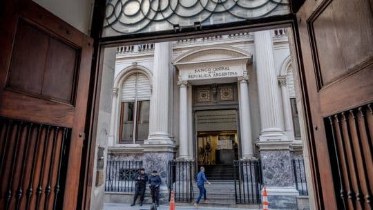 Argentina obtiene préstamo de US$3.000 millones para fortalecer reservas