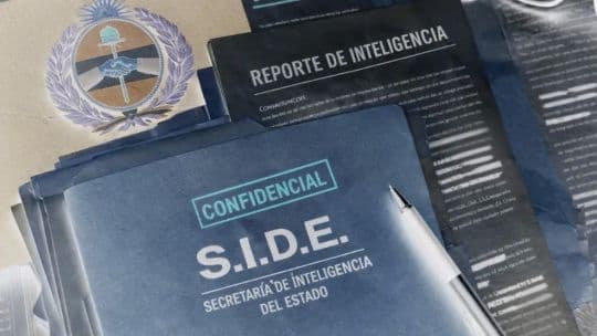 Decreto de Milei redefine inteligencia argentina: ¿más poder o riesgo?