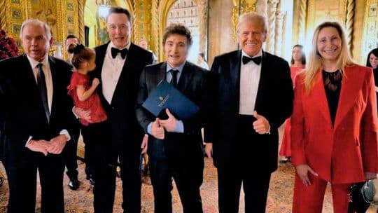 Milei planea nuevo viaje a EE.UU. para evento en Mar-a-Lago de Trump