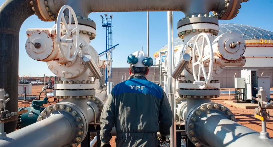 YPF vende Manantiales Behr para impulsar su transición al shale
