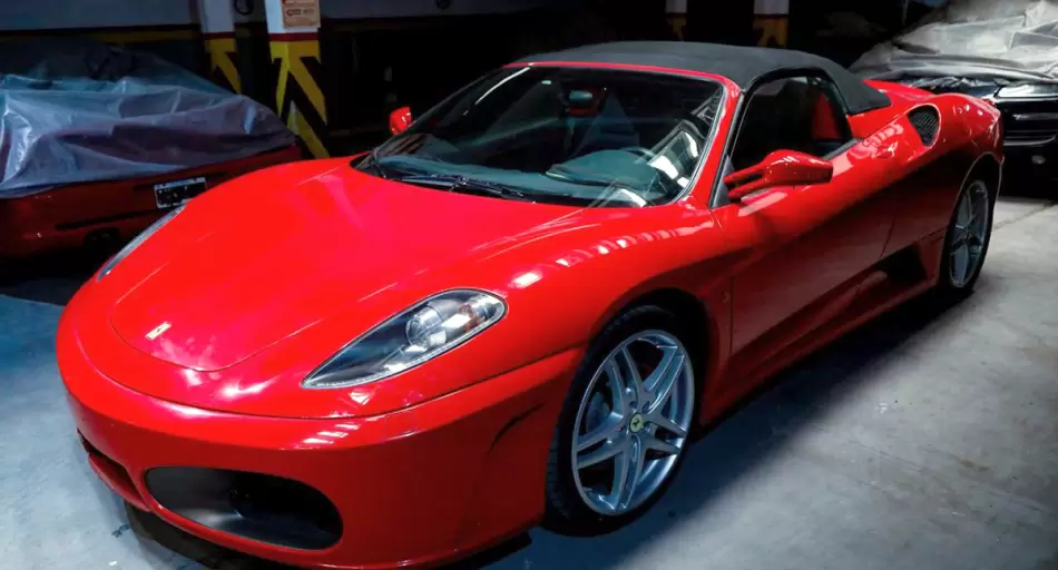 Subasta récord: Ferrari narco recauda millones para el Estado argentino