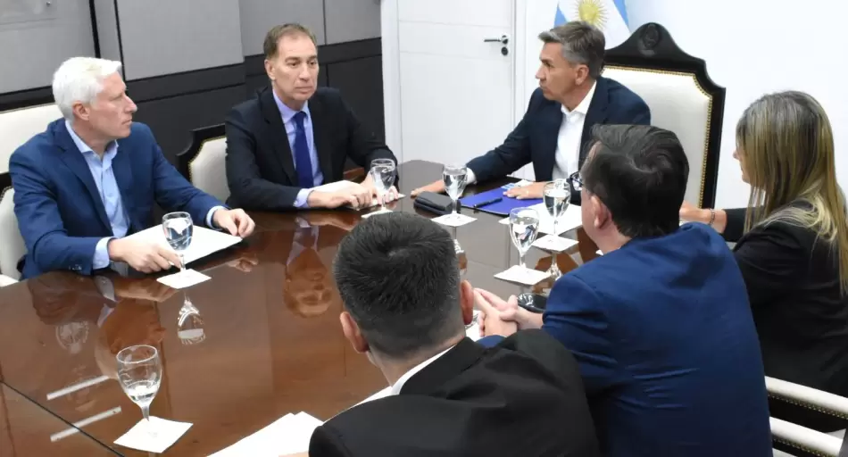 Reforma Laboral: Santilli busca evitar el bloqueo en el Congreso