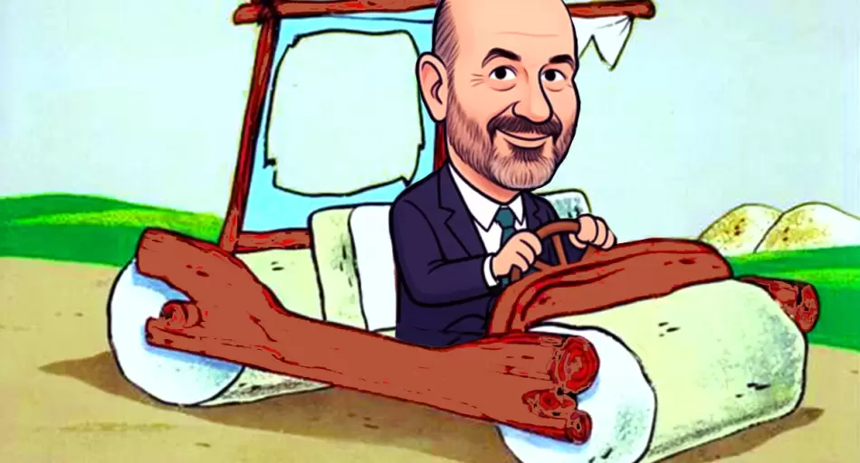 Sturzenegger compara autos nacionales con Los Picapiedras frente a los chinos