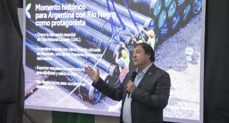 Weretilneck apuesta todo al GNL y promete convertir a Río Negro en la capital energética del país