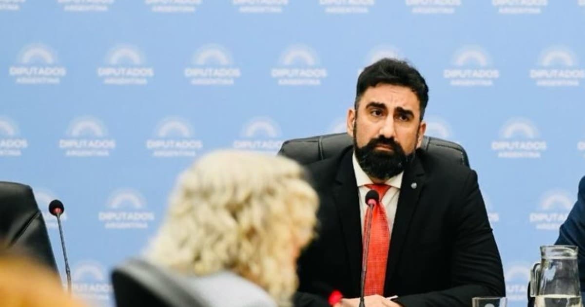 Diputado libertario cuestiona nueva película de Mitre sobre la dictadura