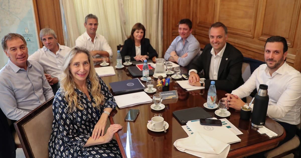 Karina Milei lidera reunión clave con gobernadores por reforma laboral