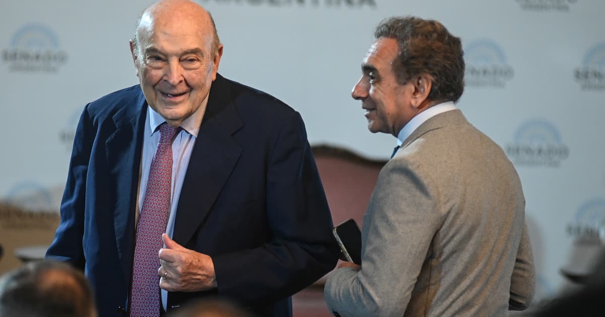 Cavallo alerta por la calma cambiaria y pide eliminar el cepo para reactivar la economía