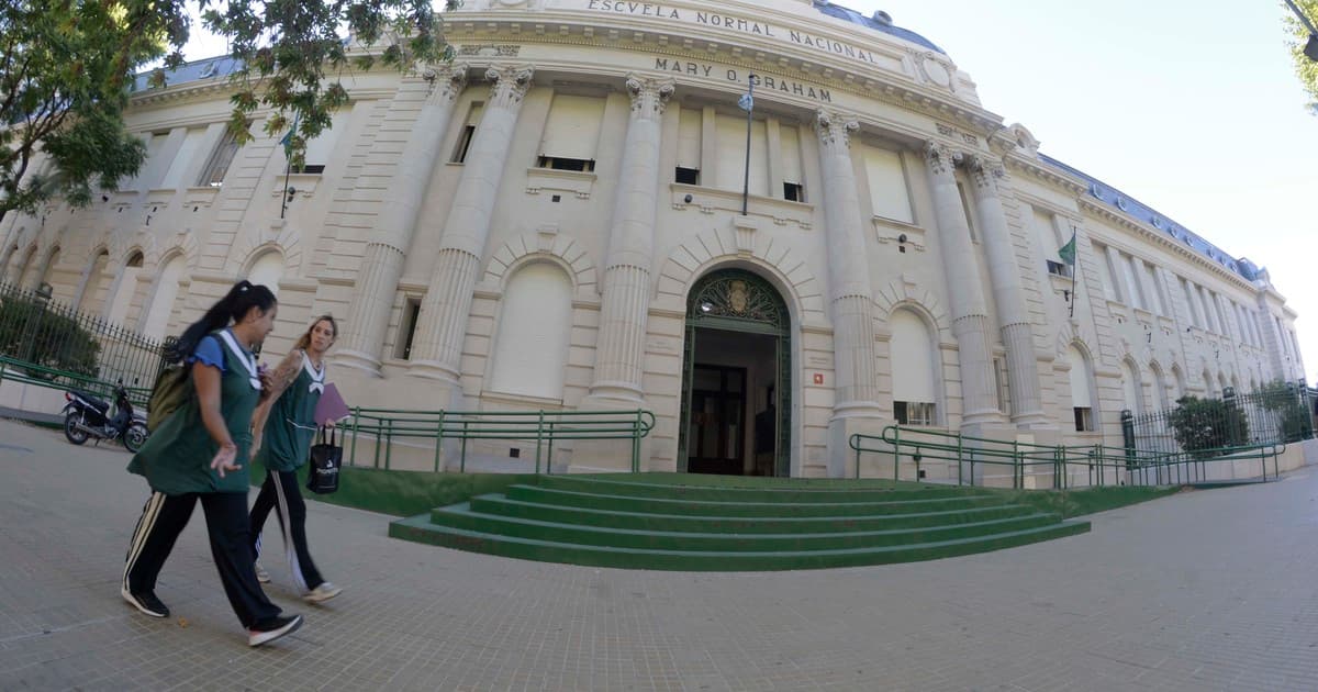 Paro en escuelas bonaerenses afecta a miles de estudiantes