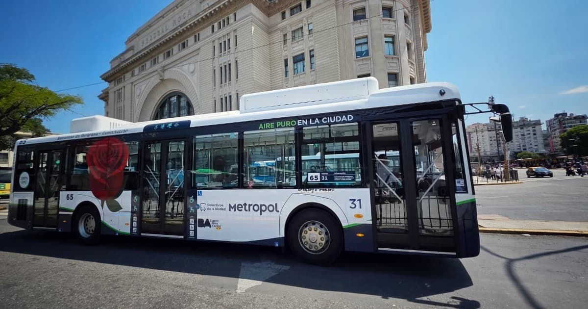 Gobierno congela $2.500M en subsidios a empresas de colectivos