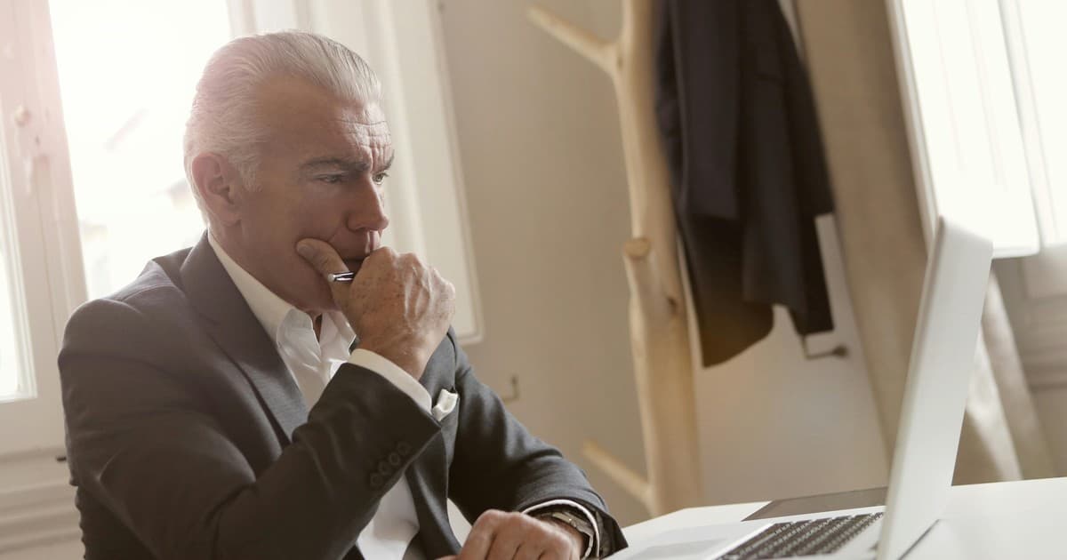 Justicia ordena indemnización millonaria por despido injustificado