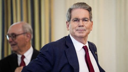 Argentina paga deuda con EE.UU. y bonistas: un impulso para Milei