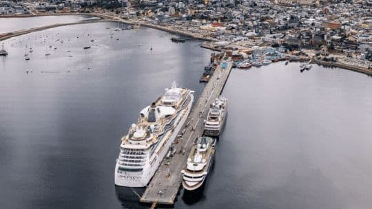 Milei pone el puerto de Ushuaia en fideicomiso: ¿qué significa para Tierra del Fuego?