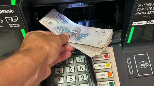 La inflación en Argentina se mantiene en 2,9% mensual por tarifas